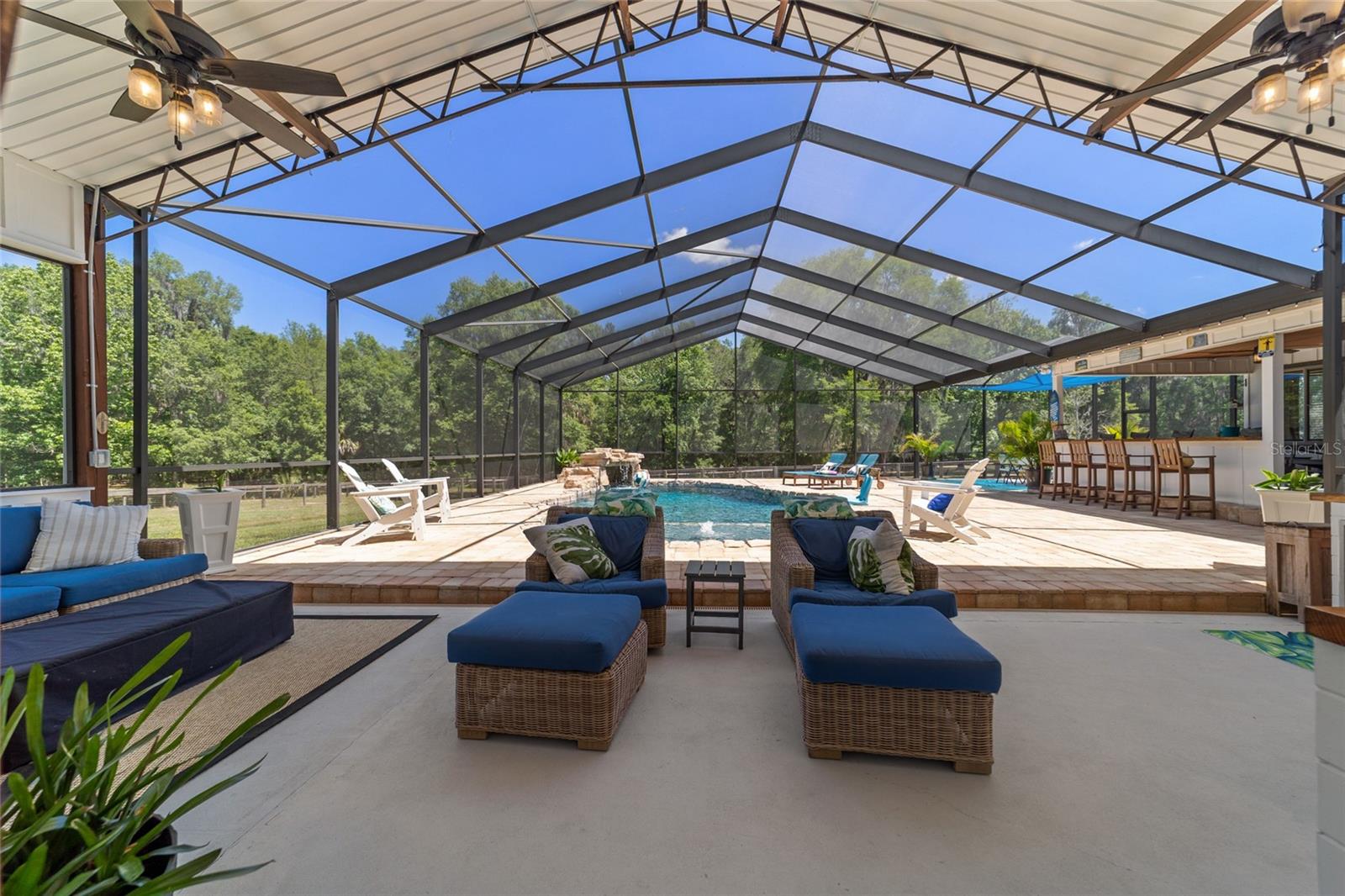 Listing photo id 53 for 20005 135th Avenue