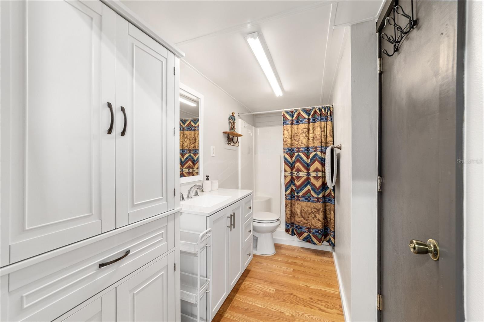 Listing photo id 76 for 20005 135th Avenue