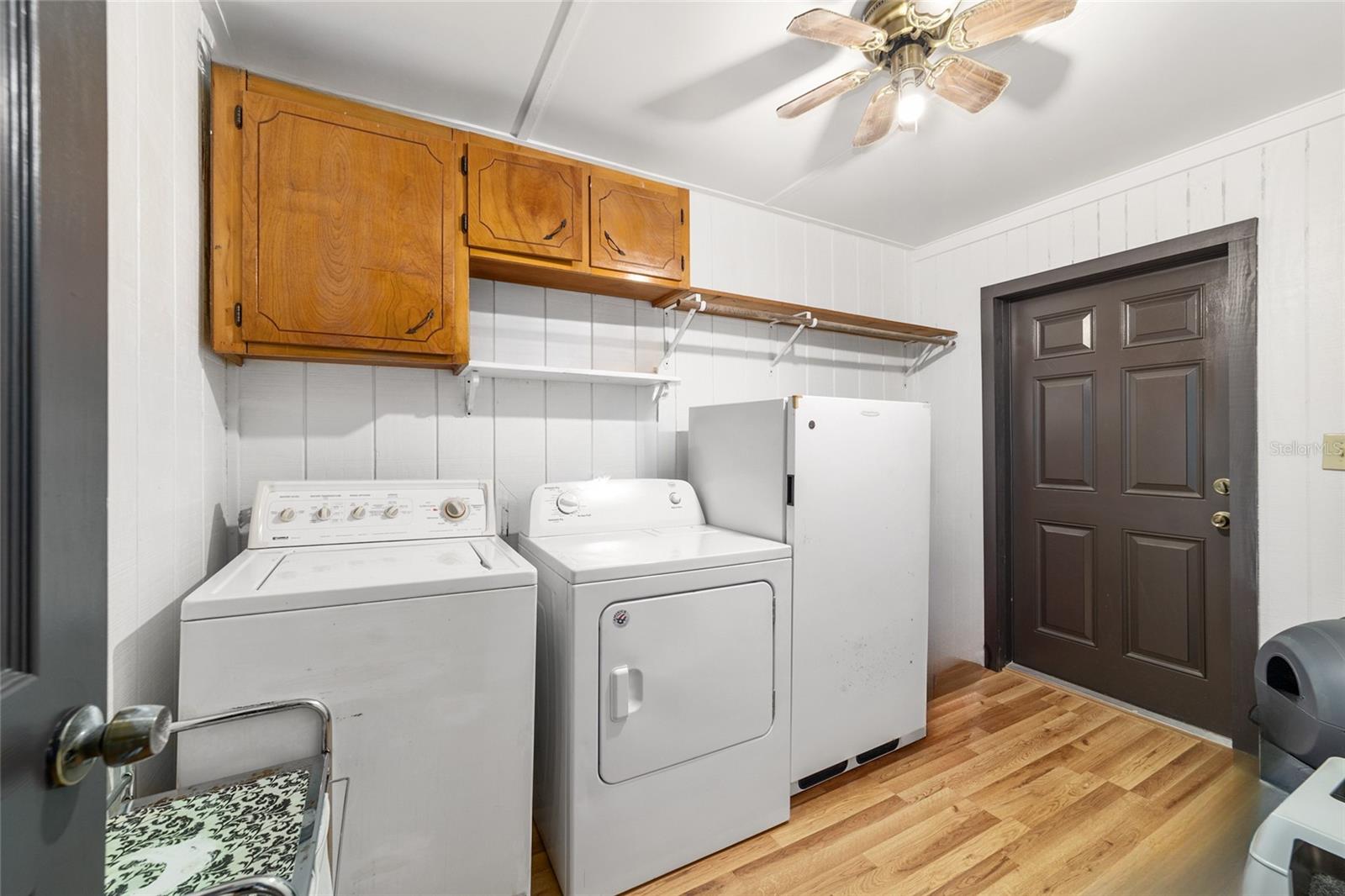 Listing photo id 77 for 20005 135th Avenue