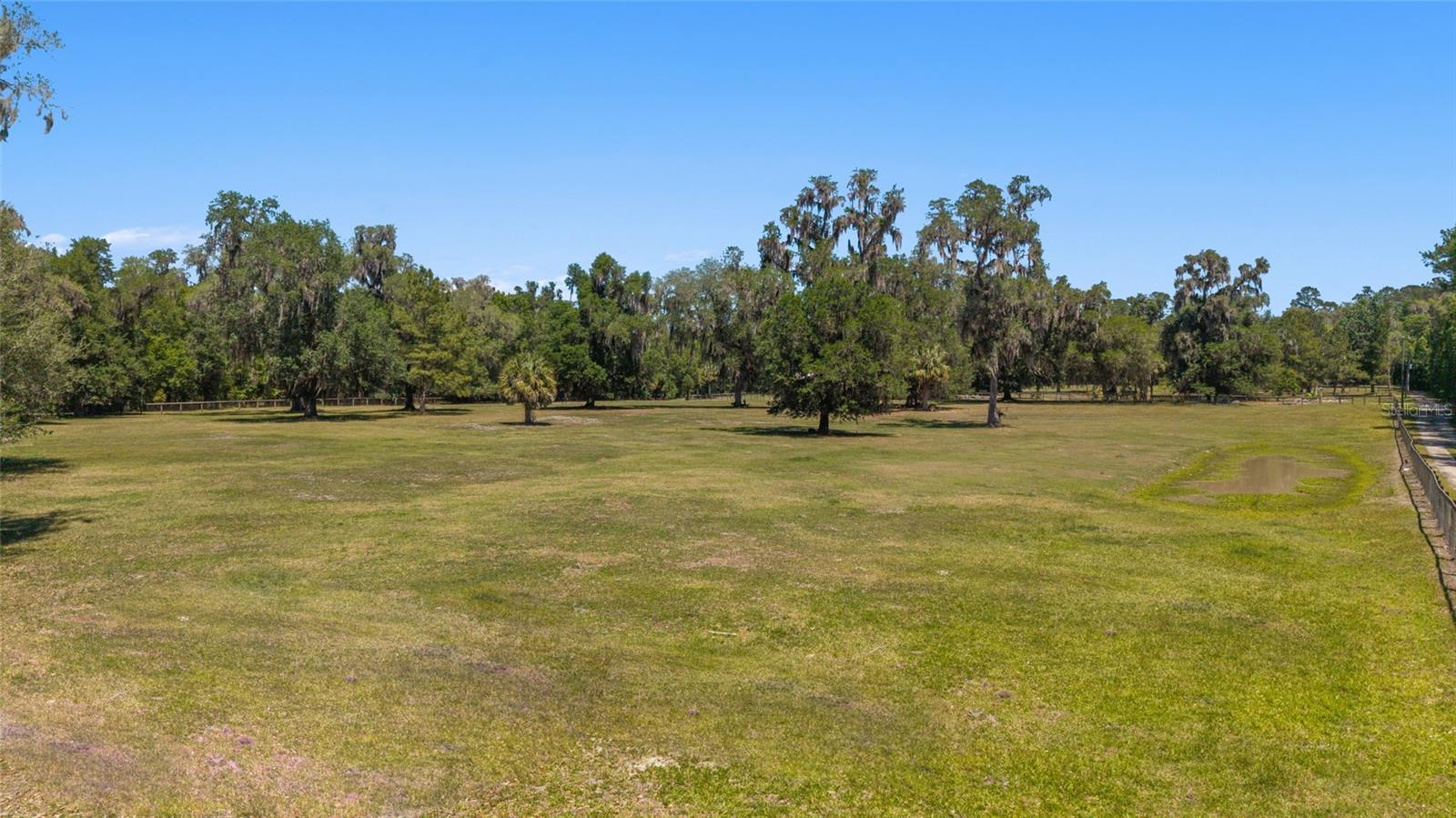 Listing photo id 83 for 20005 135th Avenue