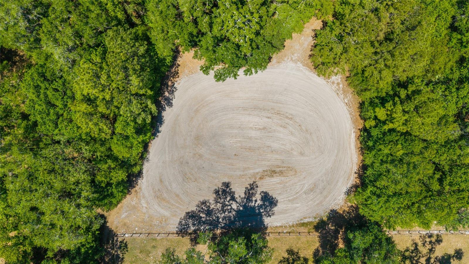 Listing photo id 93 for 20005 135th Avenue