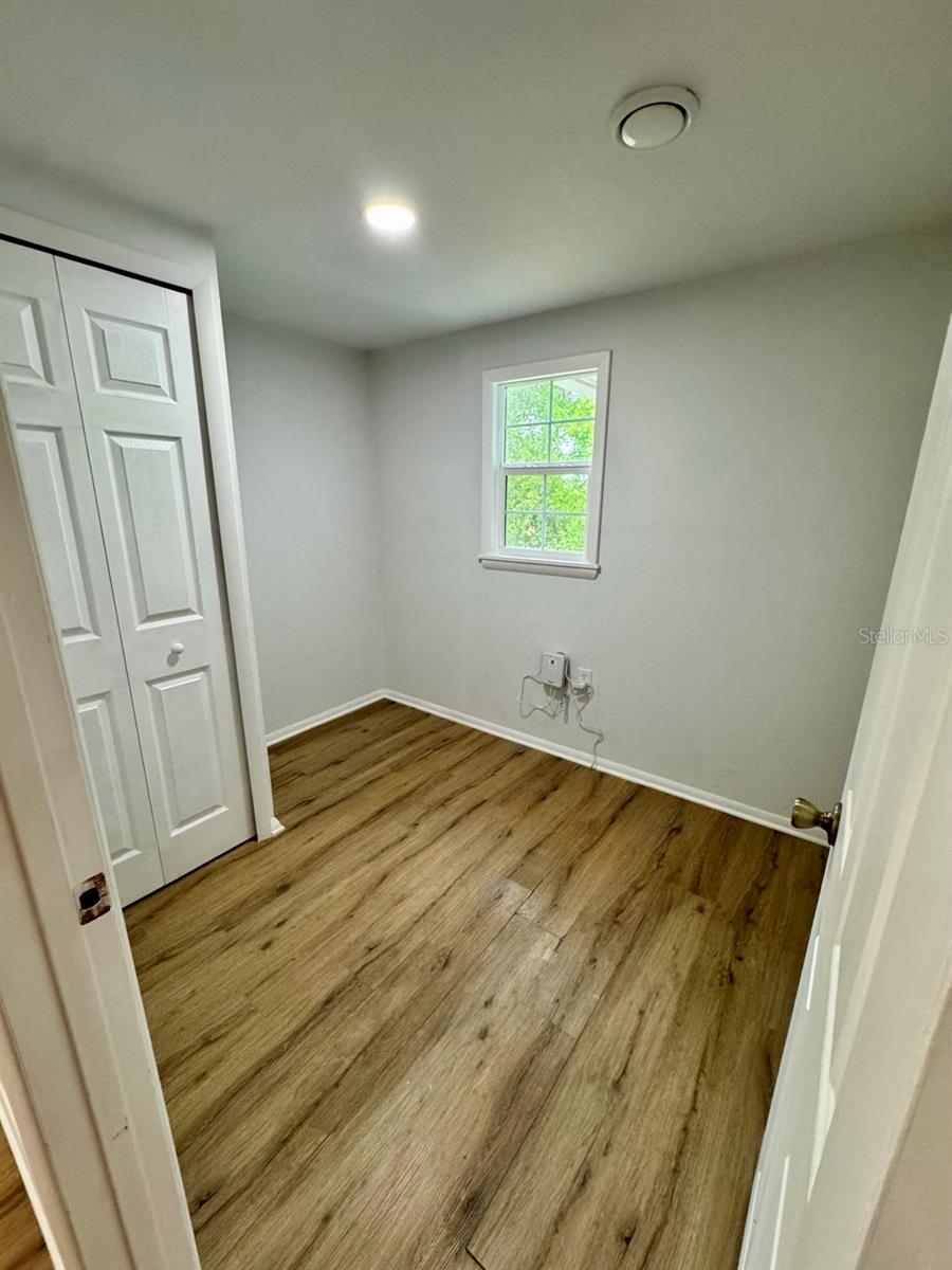 Image 17 of 62 For 8575 305th Avenue