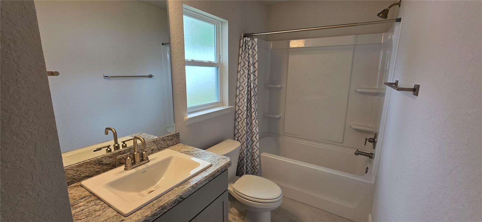 Image 13 of 21 For 3107 46th Avenue