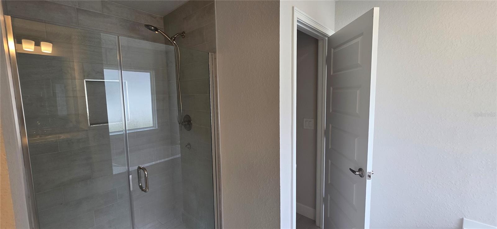 Image 17 of 21 For 3107 46th Avenue