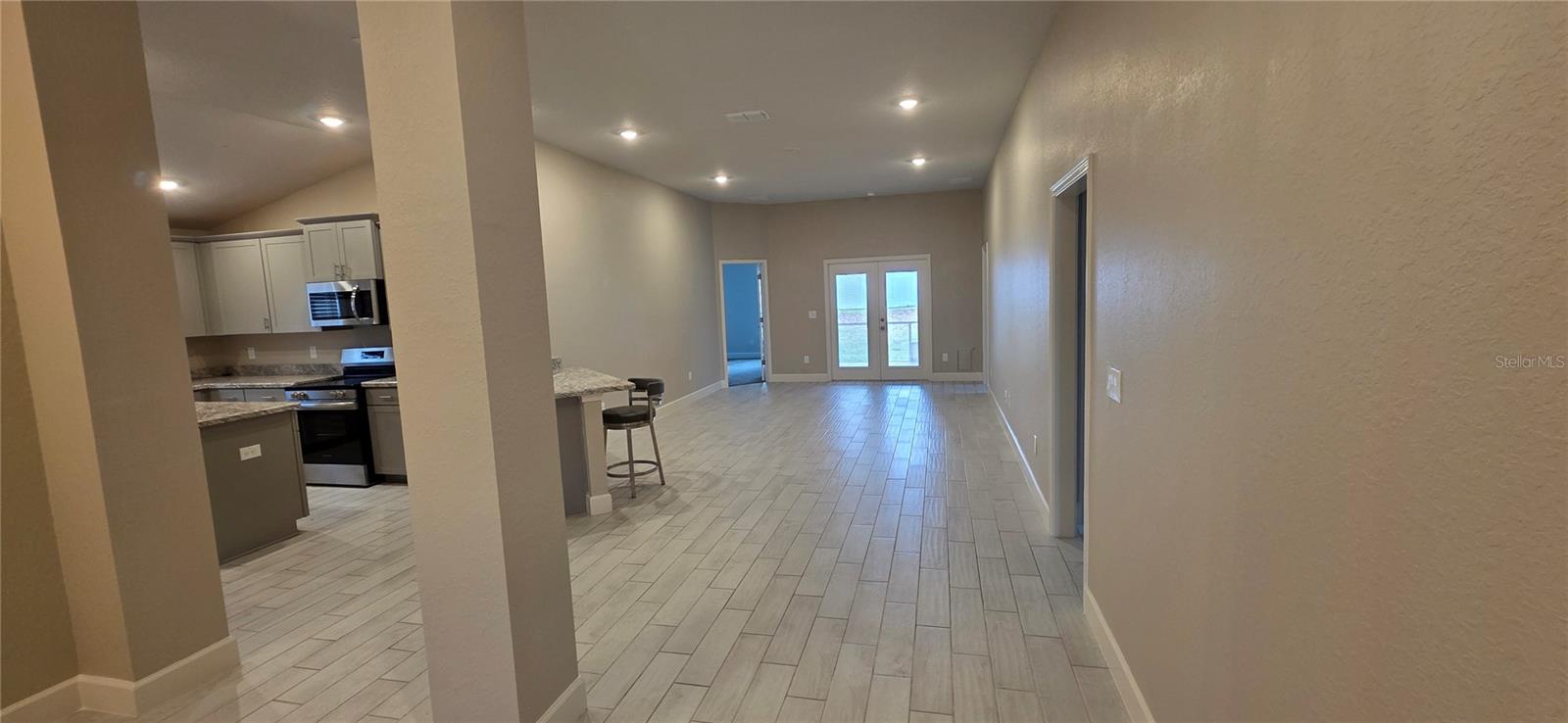 Image 8 of 21 For 3107 46th Avenue