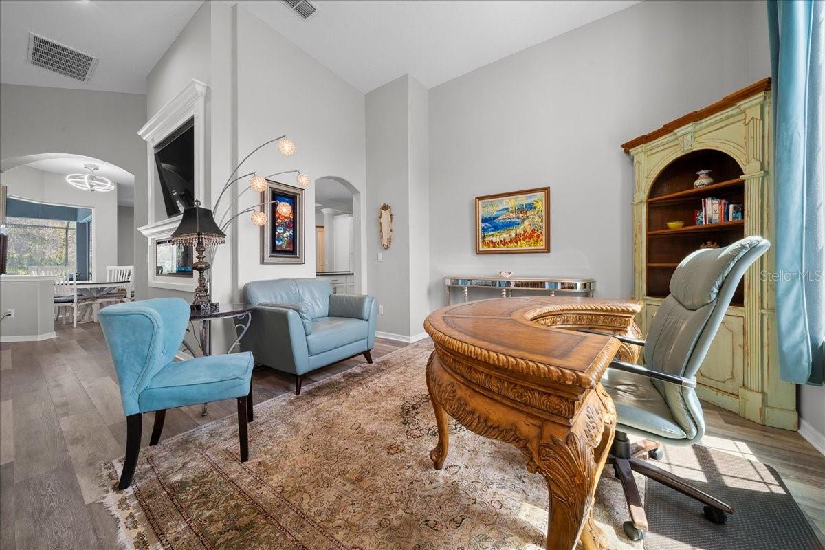 Image 20 of 41 For 11667 Bluebell Drive