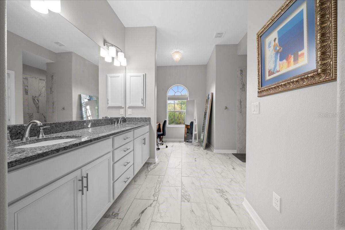 Image 23 of 41 For 11667 Bluebell Drive