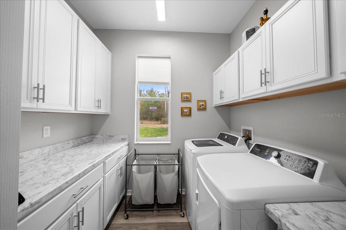 Image 28 of 41 For 11667 Bluebell Drive