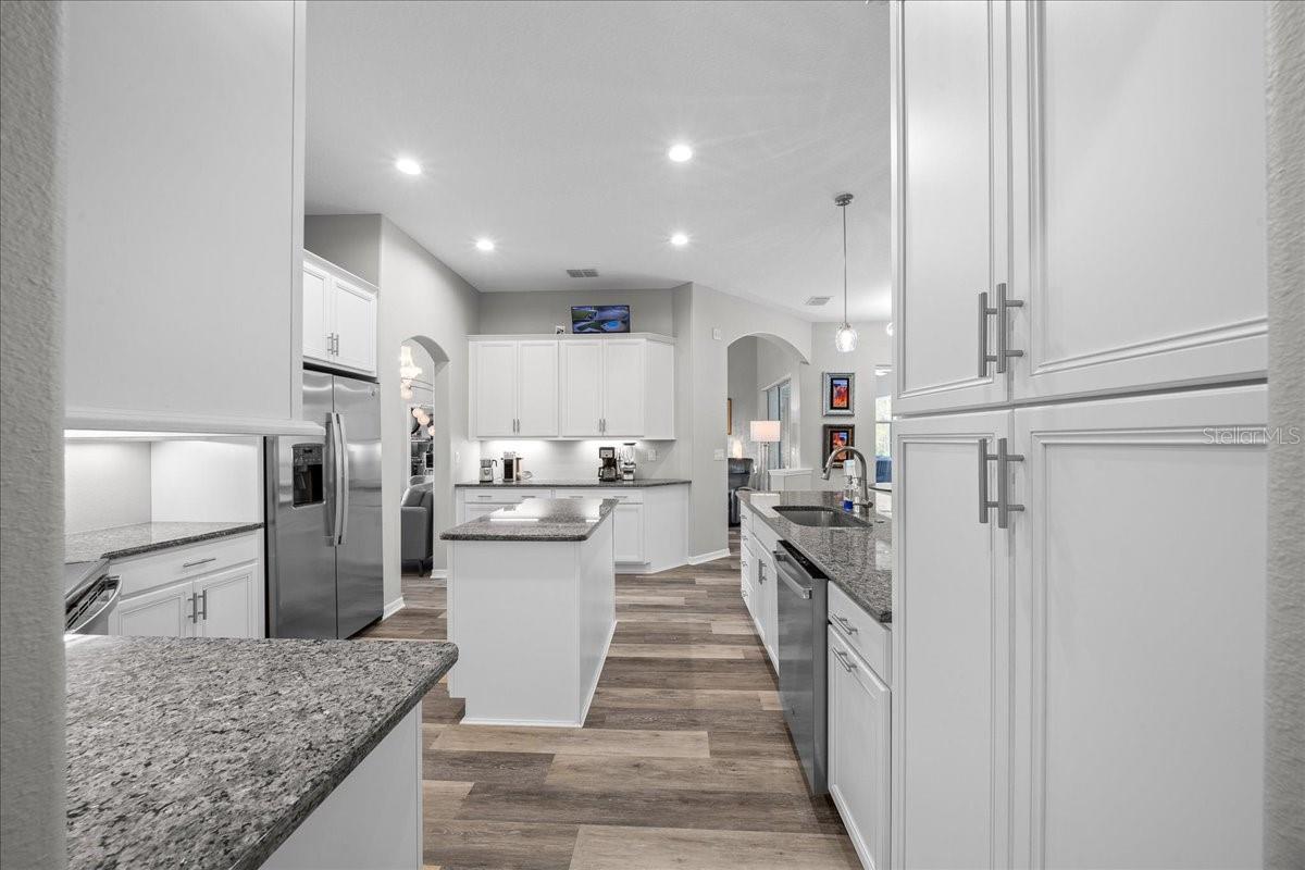 Image 29 of 41 For 11667 Bluebell Drive