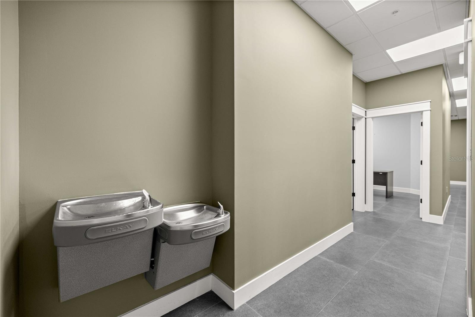 Image 10 of 31 For 18 Magnolia Avenue