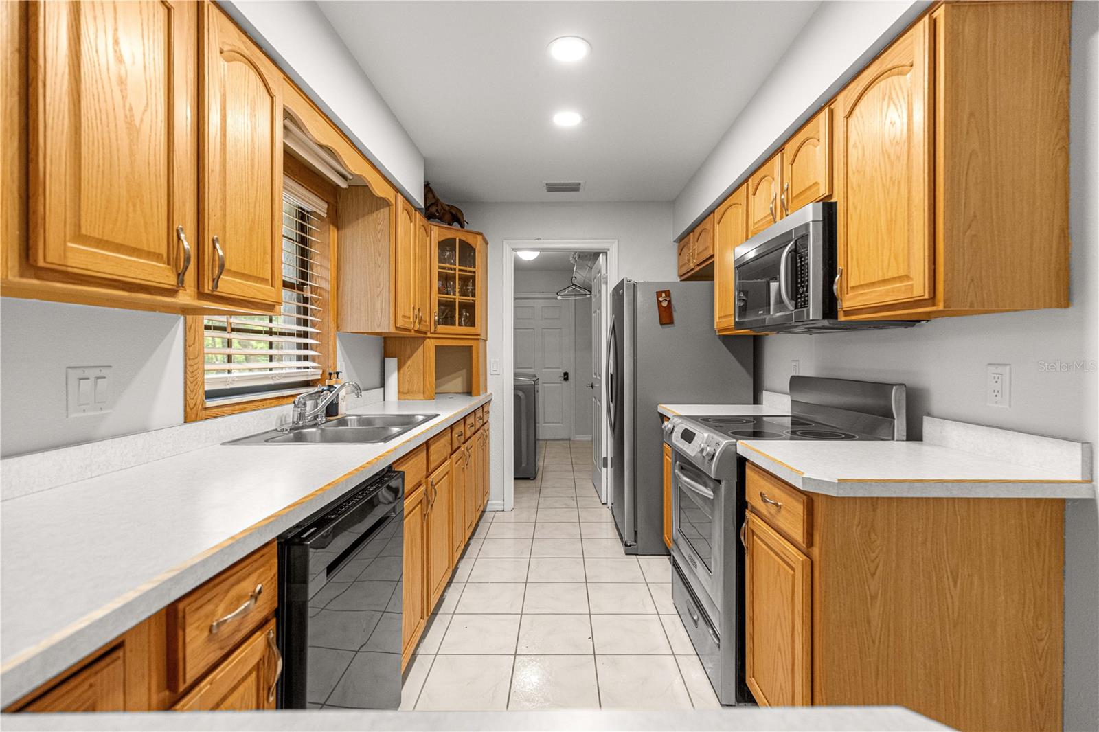 Image 11 of 39 For 4350 46th Street