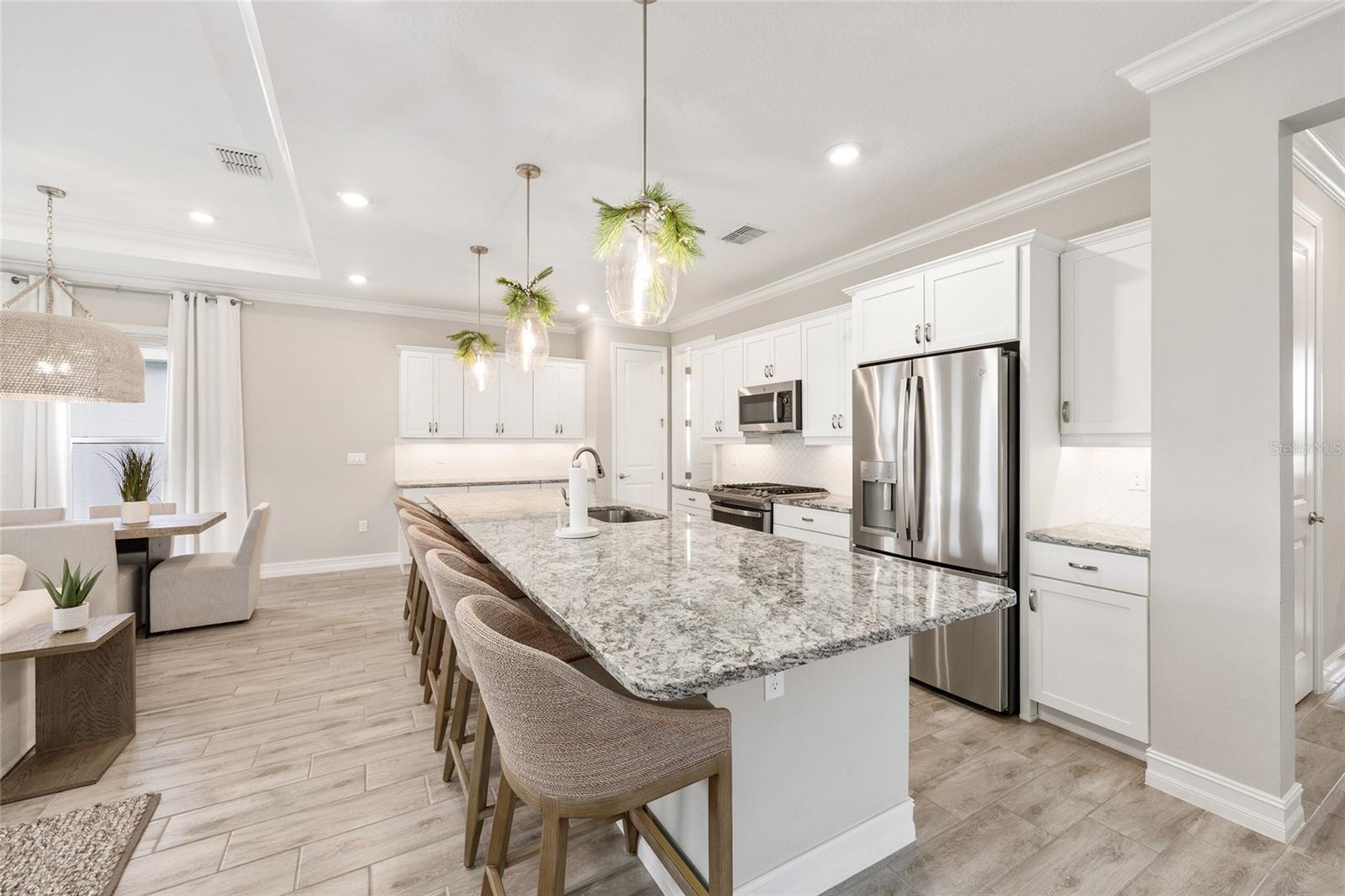 Image 10 of 89 For 4537 53rd Court