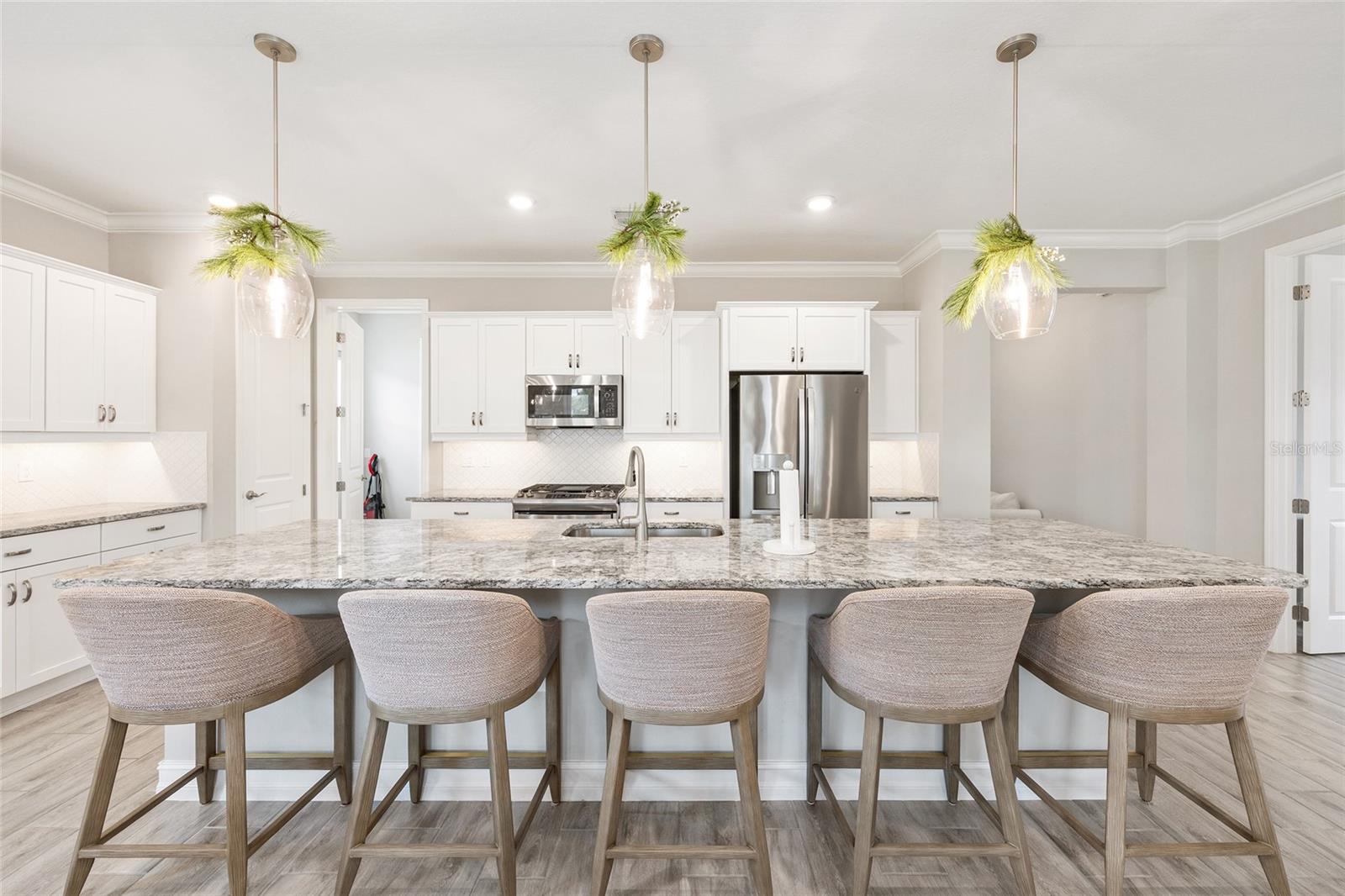 Image 11 of 89 For 4537 53rd Court