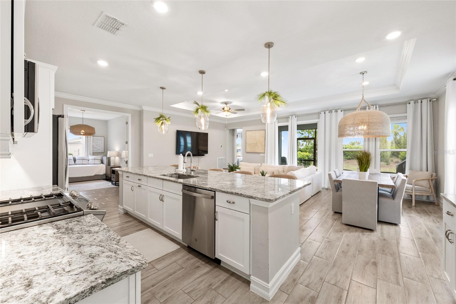 Image 13 of 89 For 4537 53rd Court