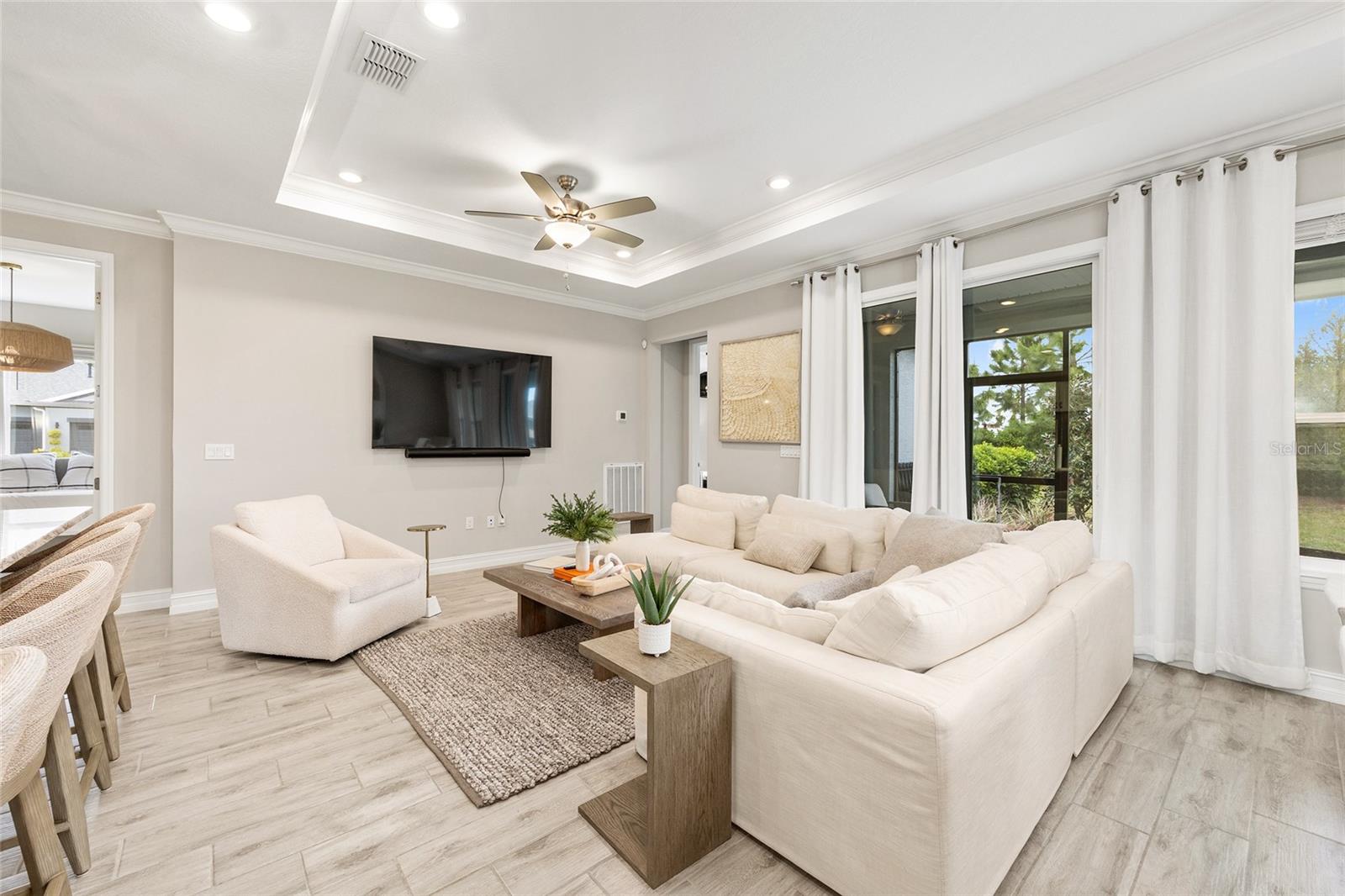 Image 18 of 89 For 4537 53rd Court