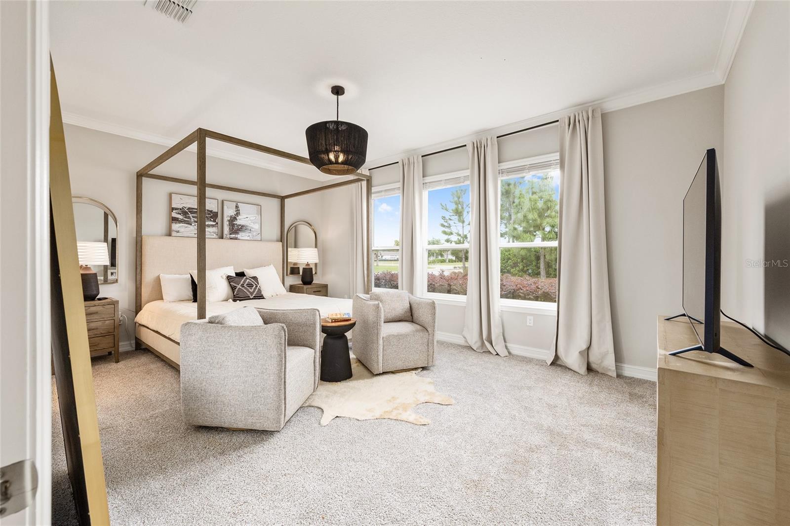 Image 19 of 89 For 4537 53rd Court