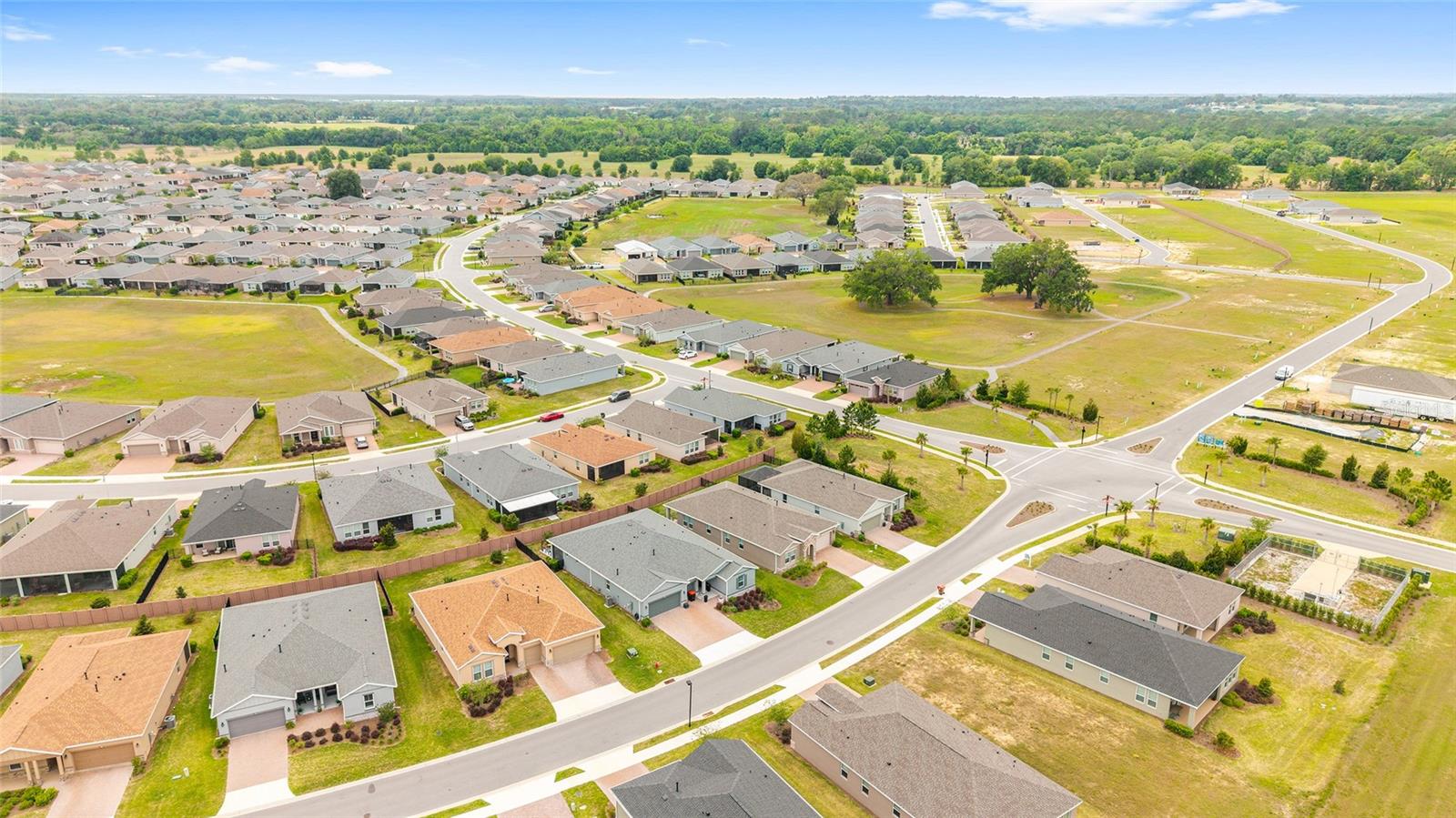 Image 55 of 89 For 4537 53rd Court