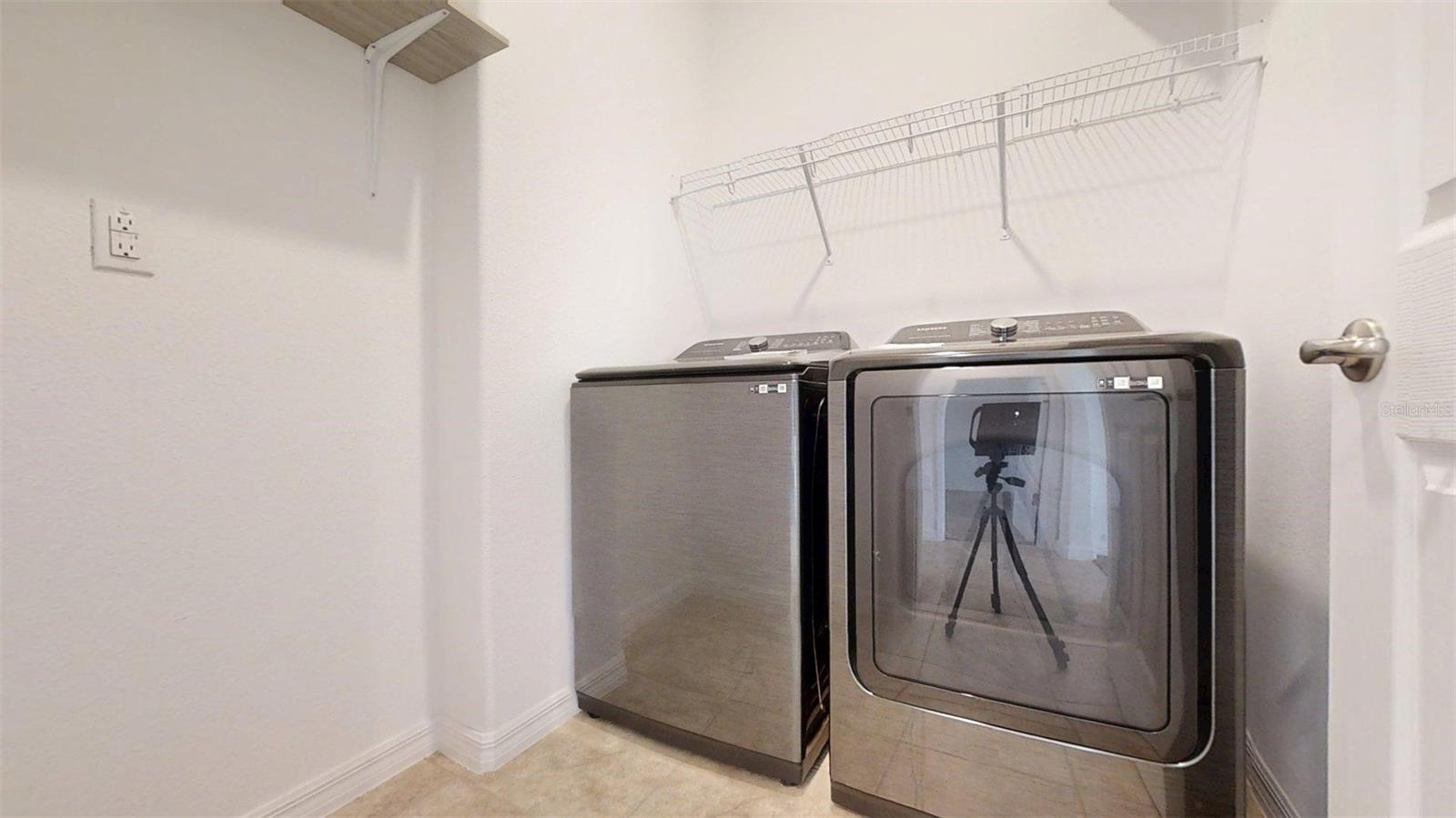 Image 7 of 49 For 7935 89th Terrace