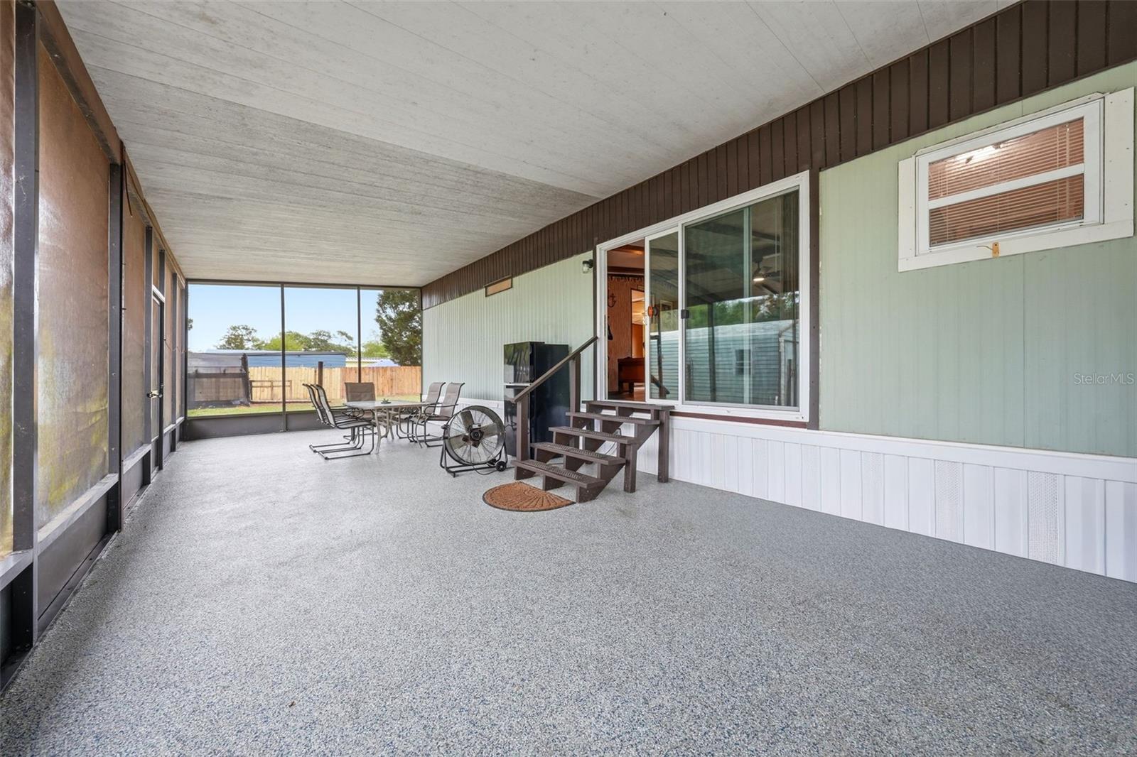 Image 30 of 42 For 7003 Sedan Court