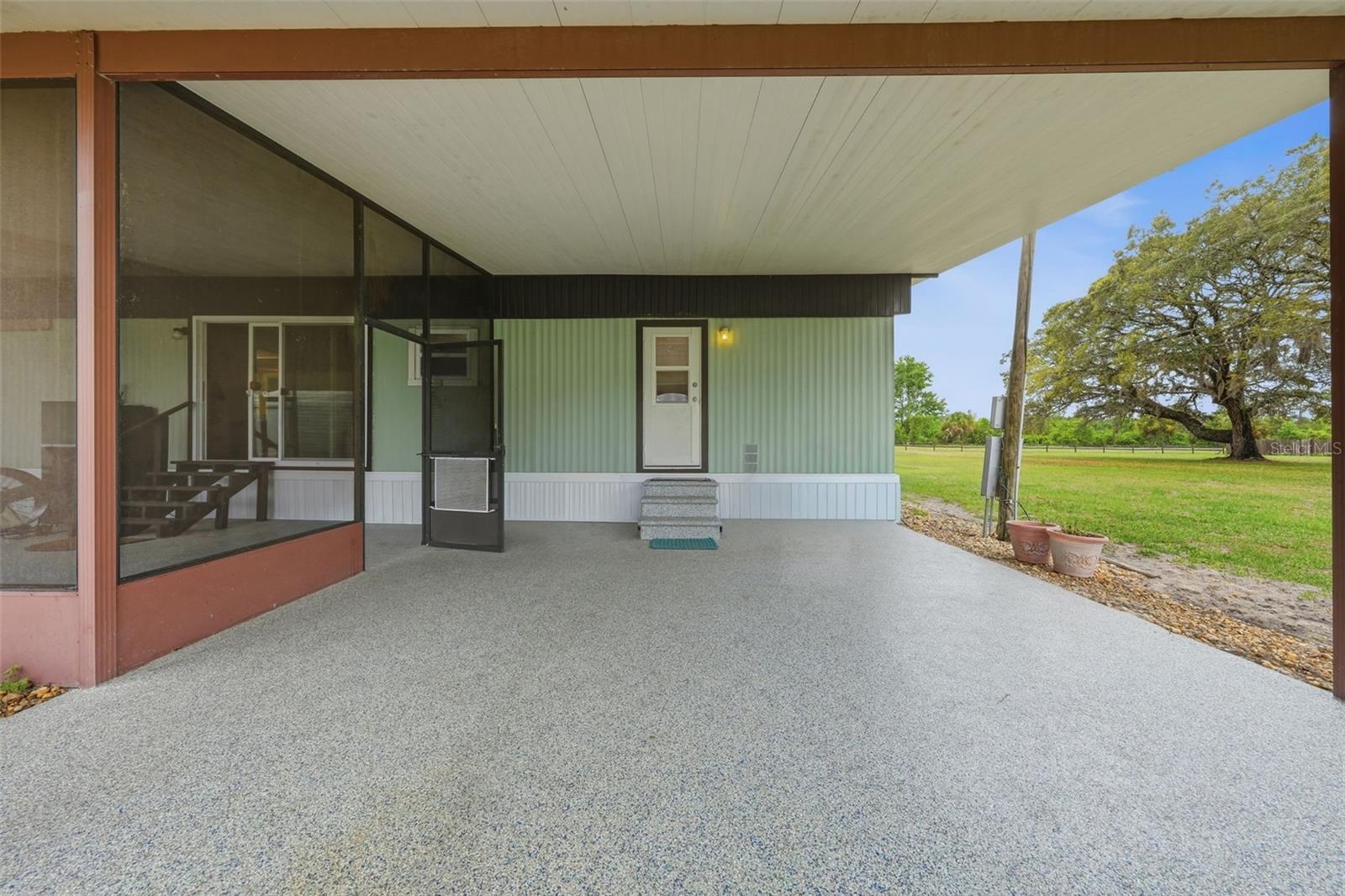 Image 5 of 42 For 7003 Sedan Court