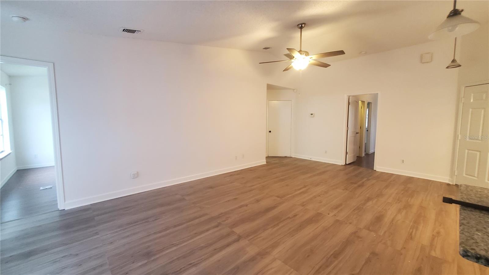 Image 11 of 36 For 1981 Frenzel Drive