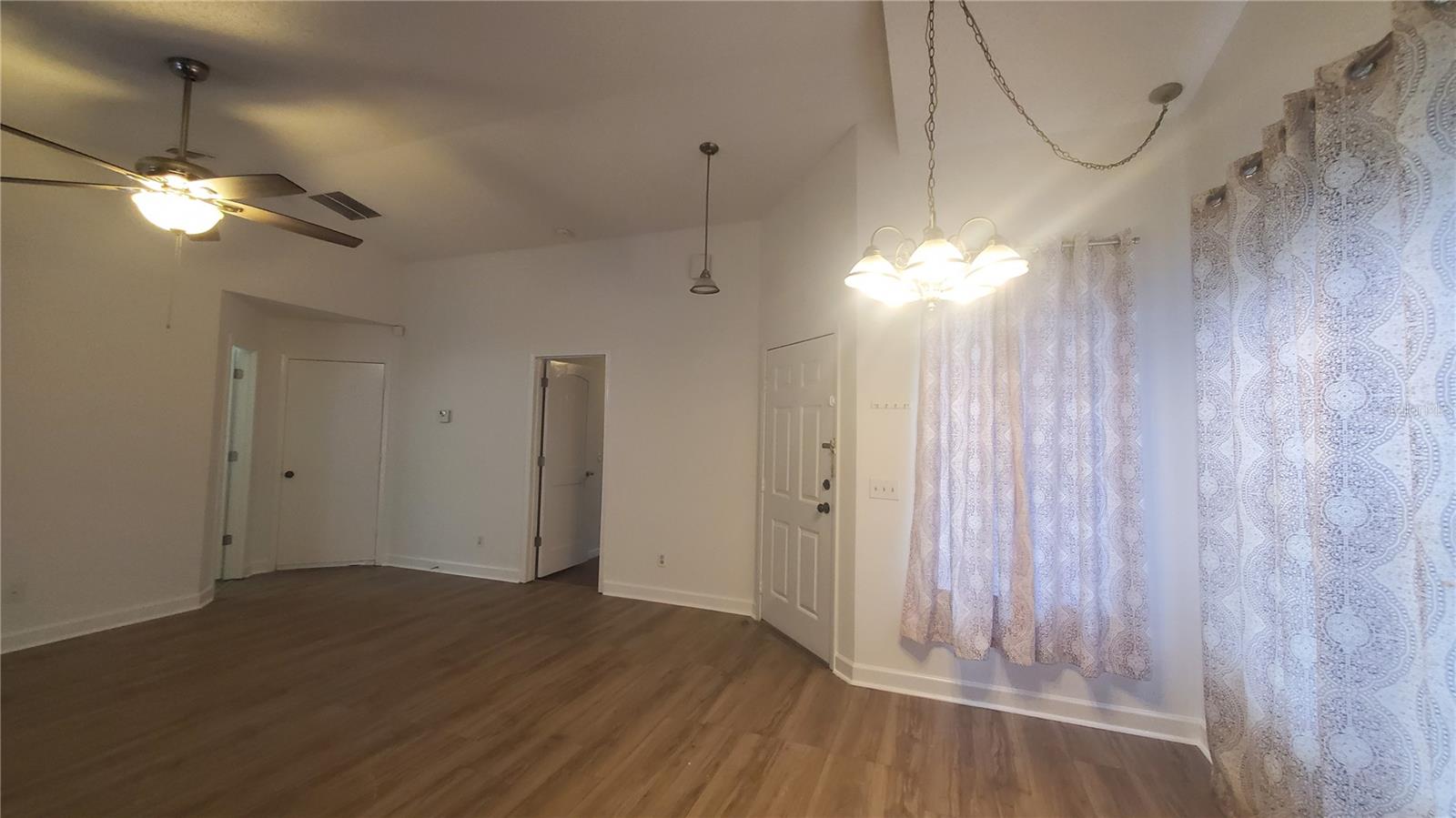 Image 13 of 36 For 1981 Frenzel Drive