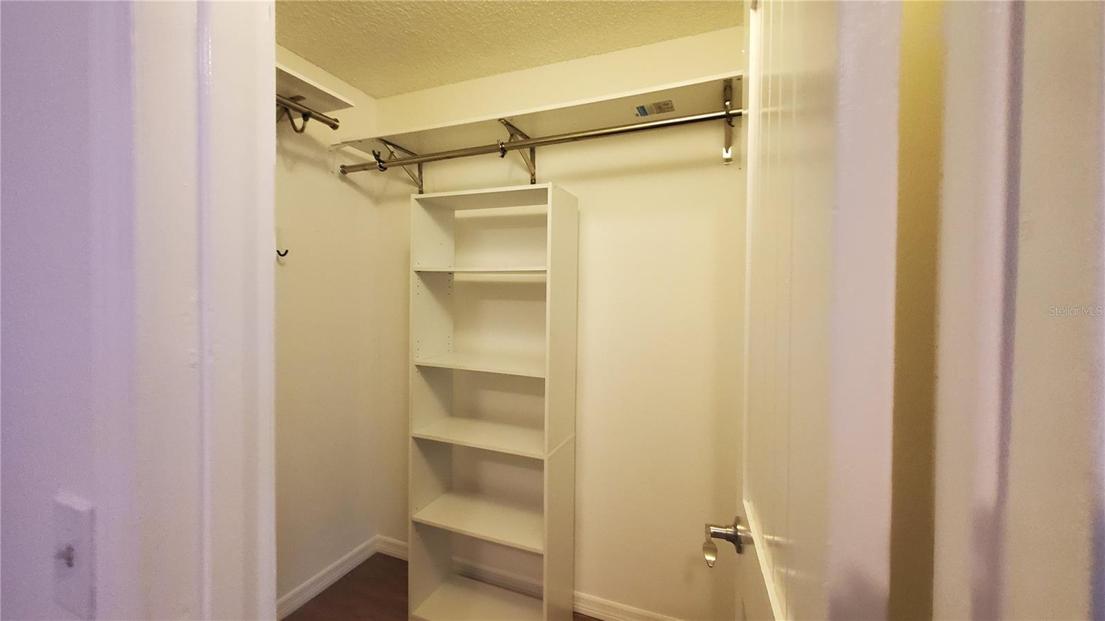 Image 15 of 36 For 1981 Frenzel Drive