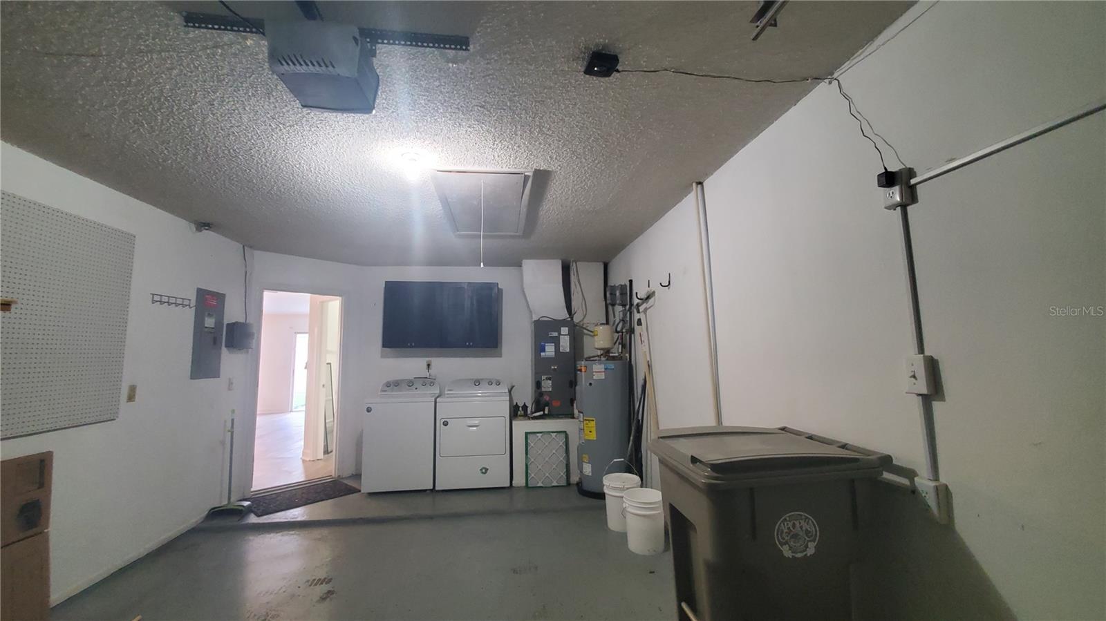 Image 35 of 36 For 1981 Frenzel Drive