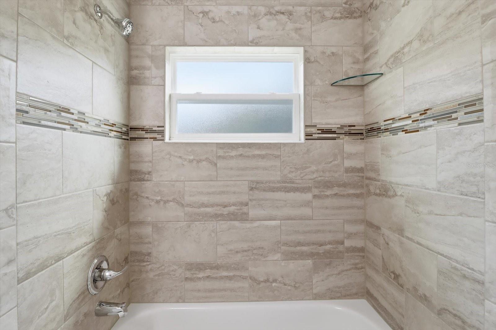 Listing photo id 17 for 8593 Fauci Point