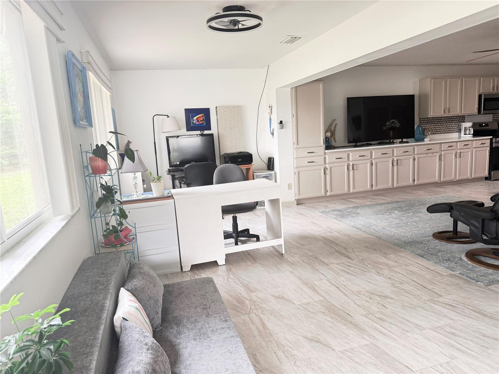 Image 11 of 22 For 9394 97th Lane A