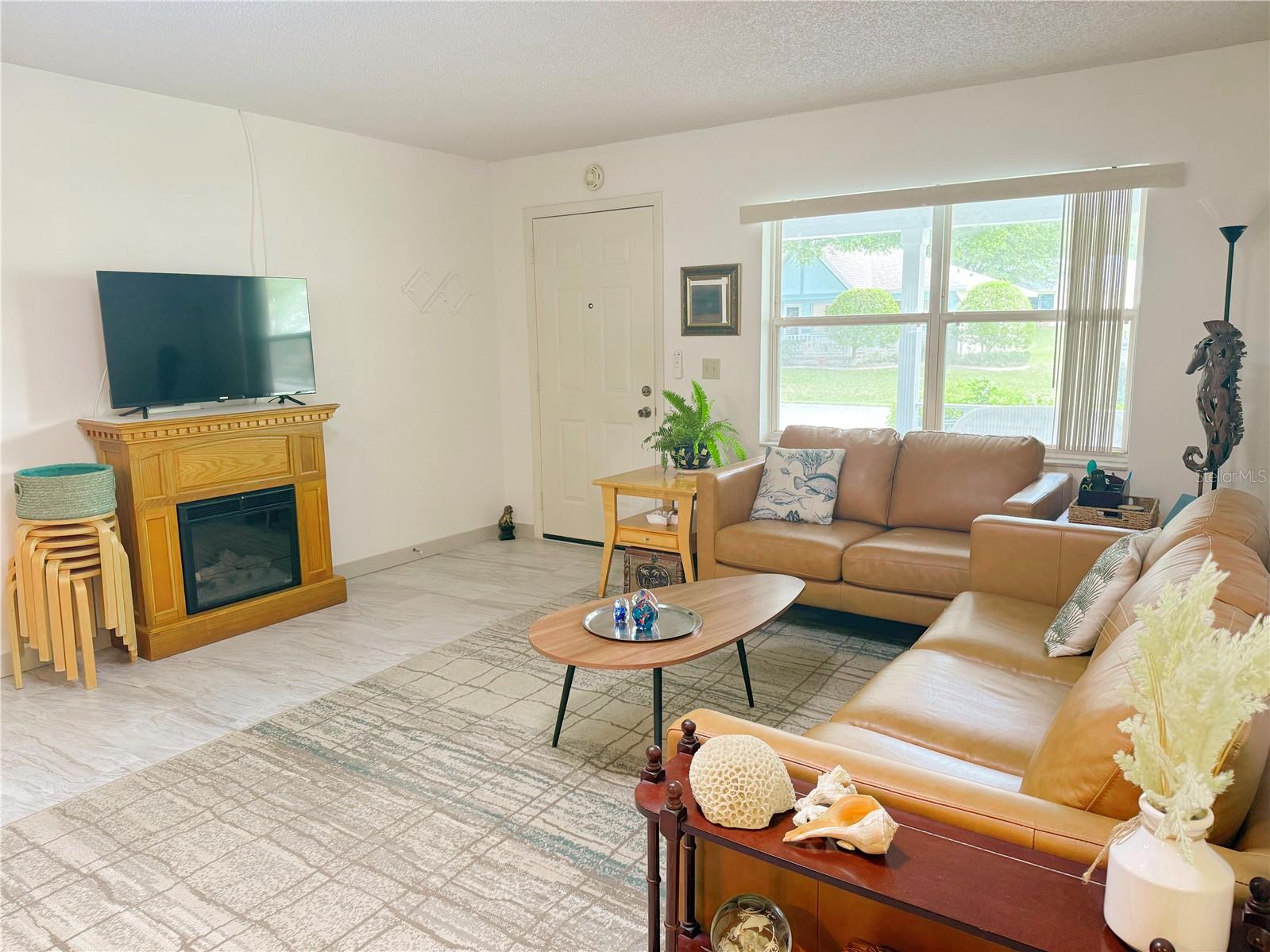 Image 6 of 22 For 9394 97th Lane A