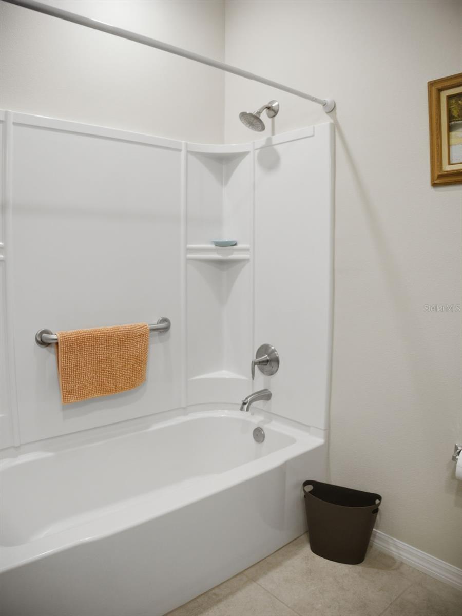 Image 15 of 35 For 7903 87th Loop