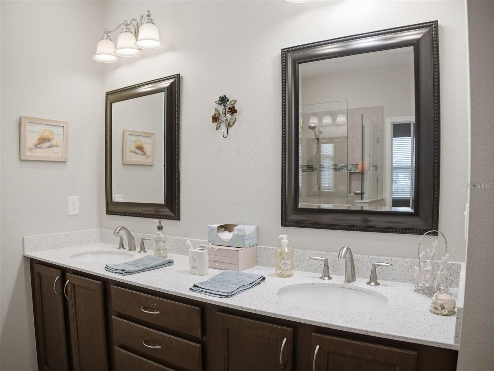 Image 19 of 35 For 7903 87th Loop