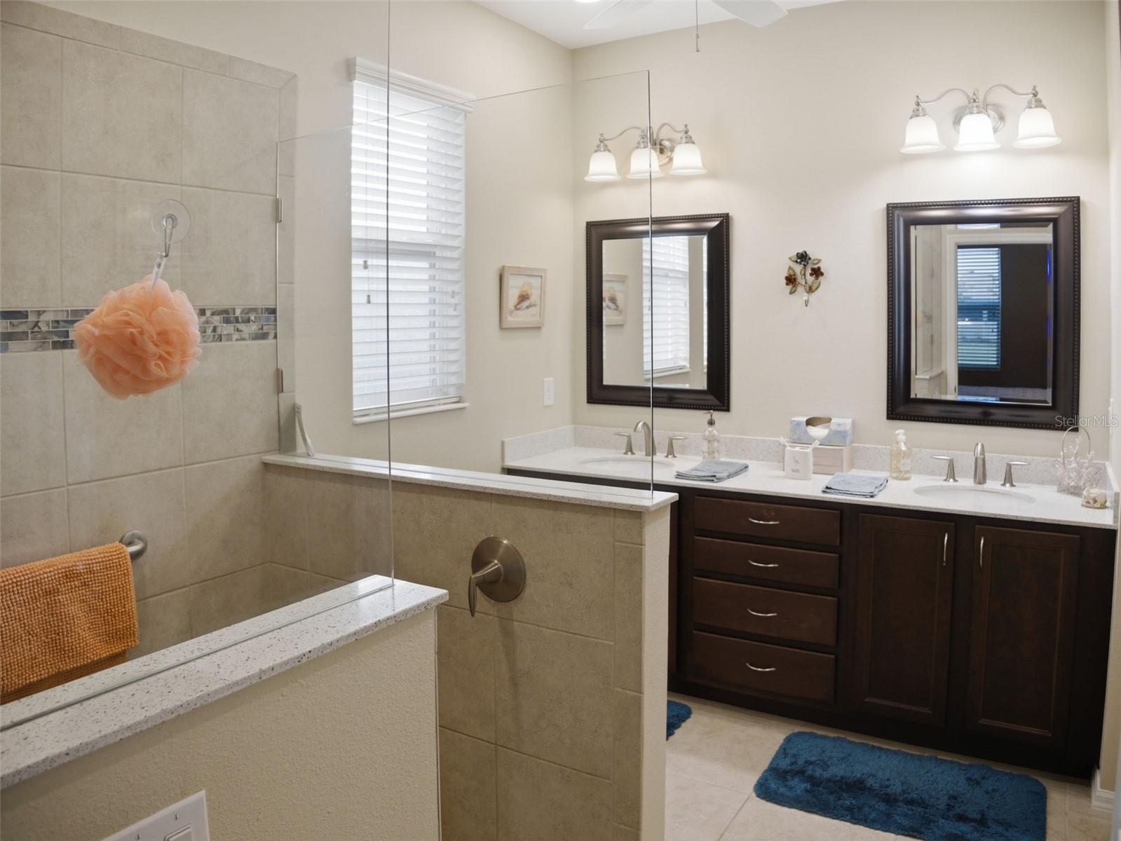 Image 22 of 35 For 7903 87th Loop