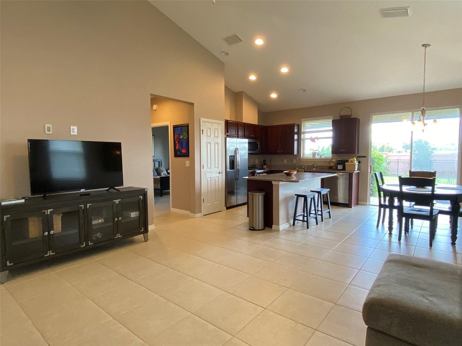 Image 11 of 27 For 3887 46th Terrace