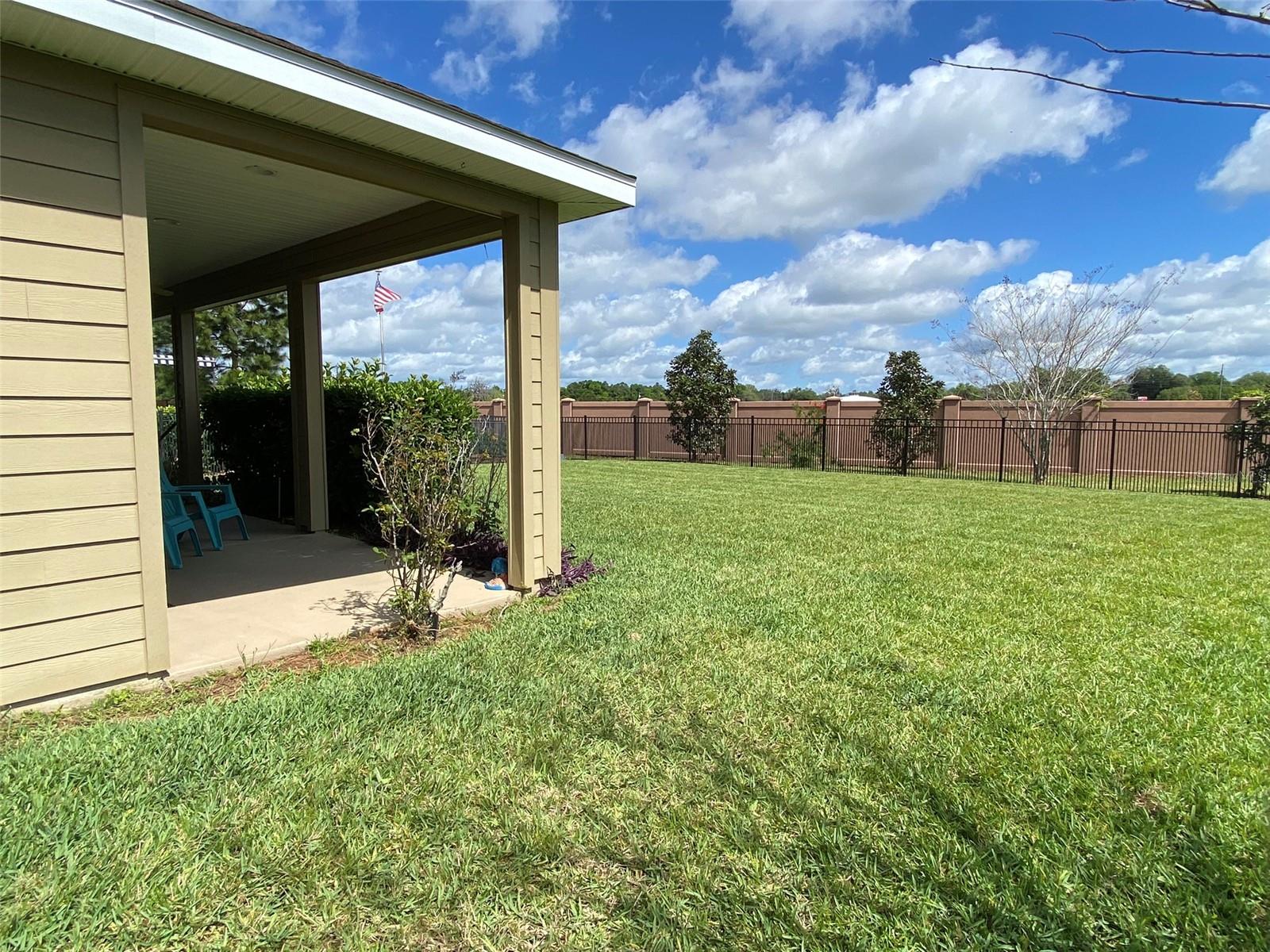 Image 4 of 27 For 3887 46th Terrace