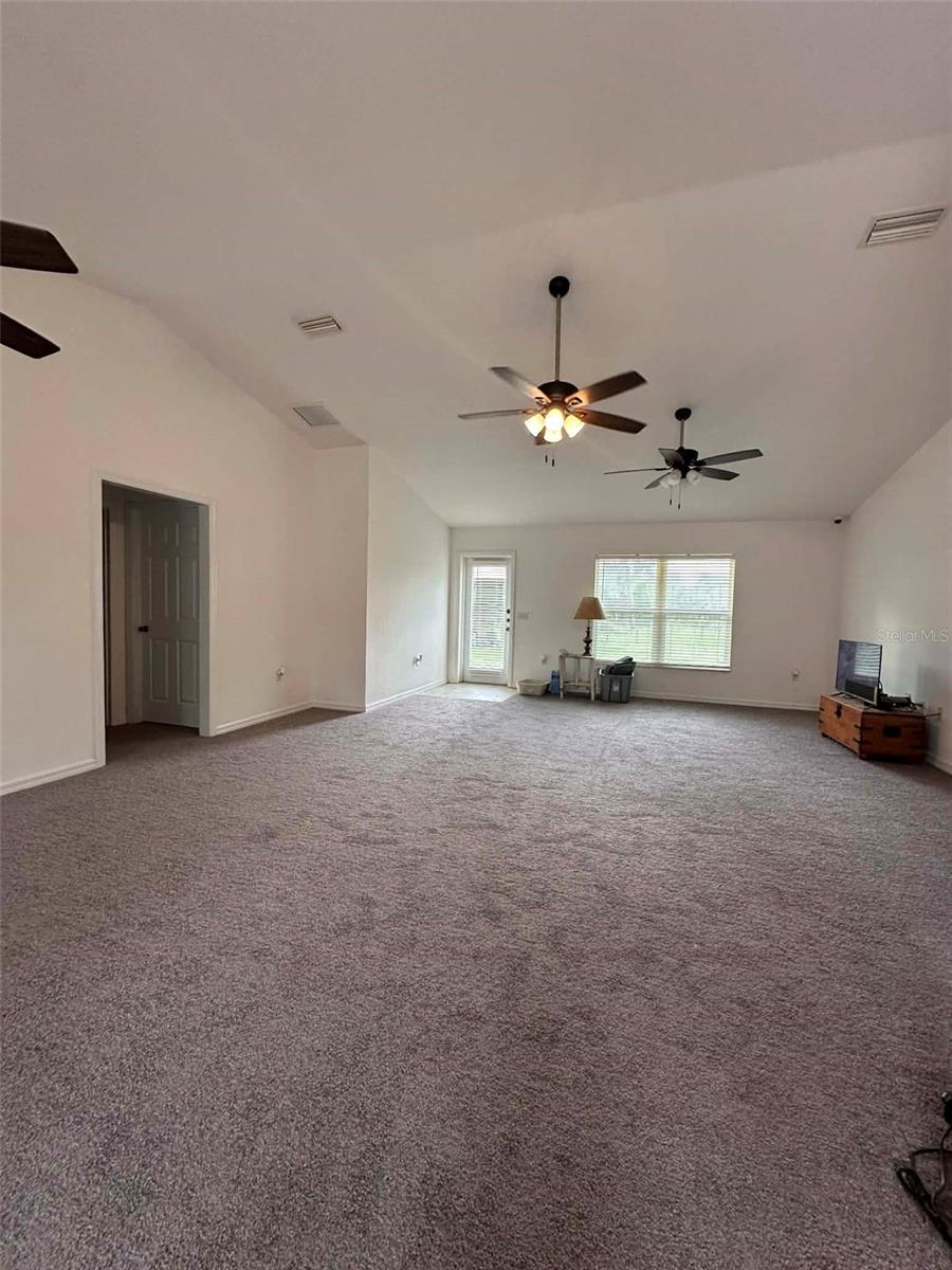 Image 12 of 25 For 6800 175th St. Road