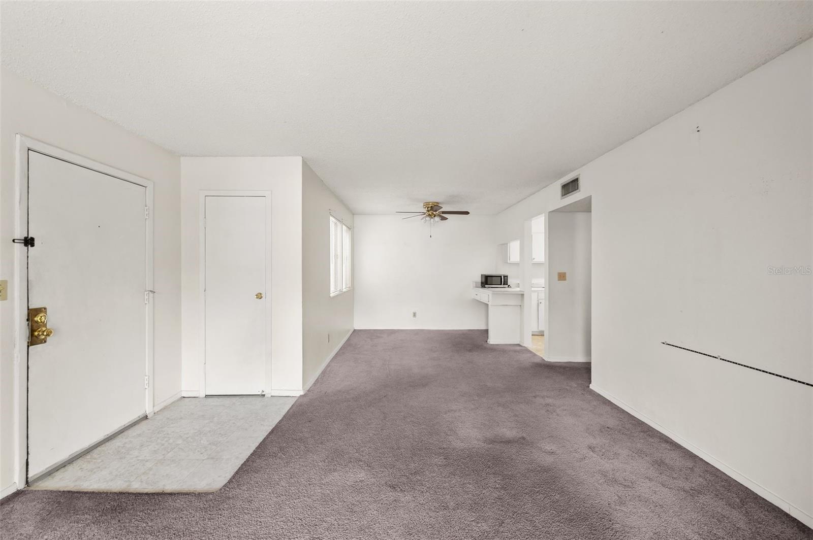 Image 4 of 29 For 6519 Newberry Road 1111