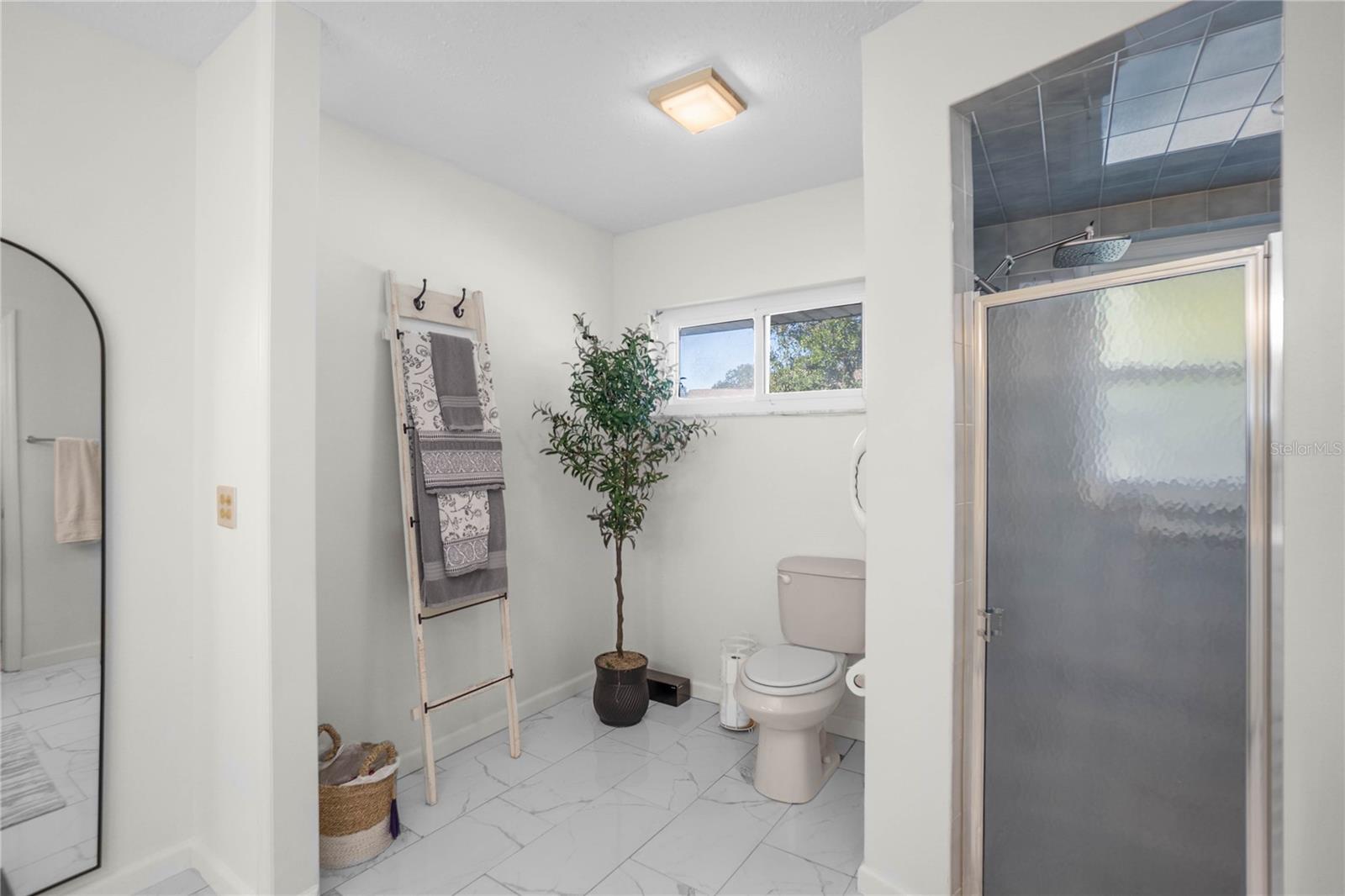 Image 18 of 34 For 3371 Winding Path