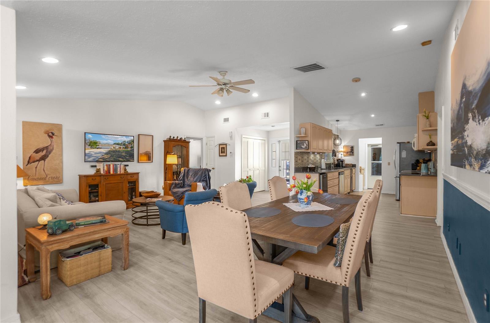 Image 8 of 34 For 3371 Winding Path