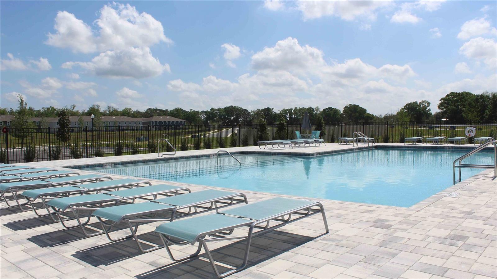 Image 20 of 22 For 6606 82nd Loop