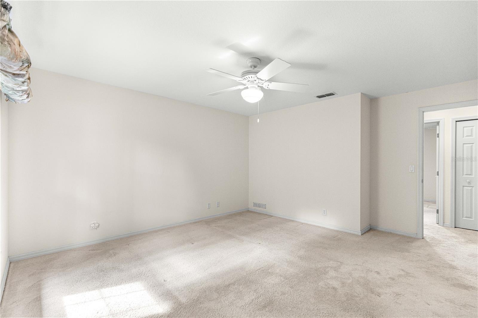 Image 22 of 44 For 4216 32nd Circle