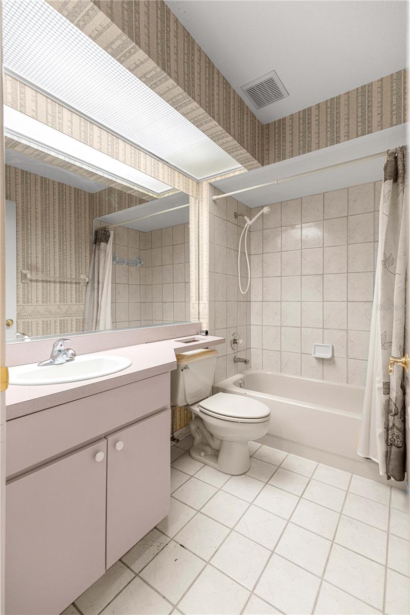 Image 28 of 44 For 4216 32nd Circle