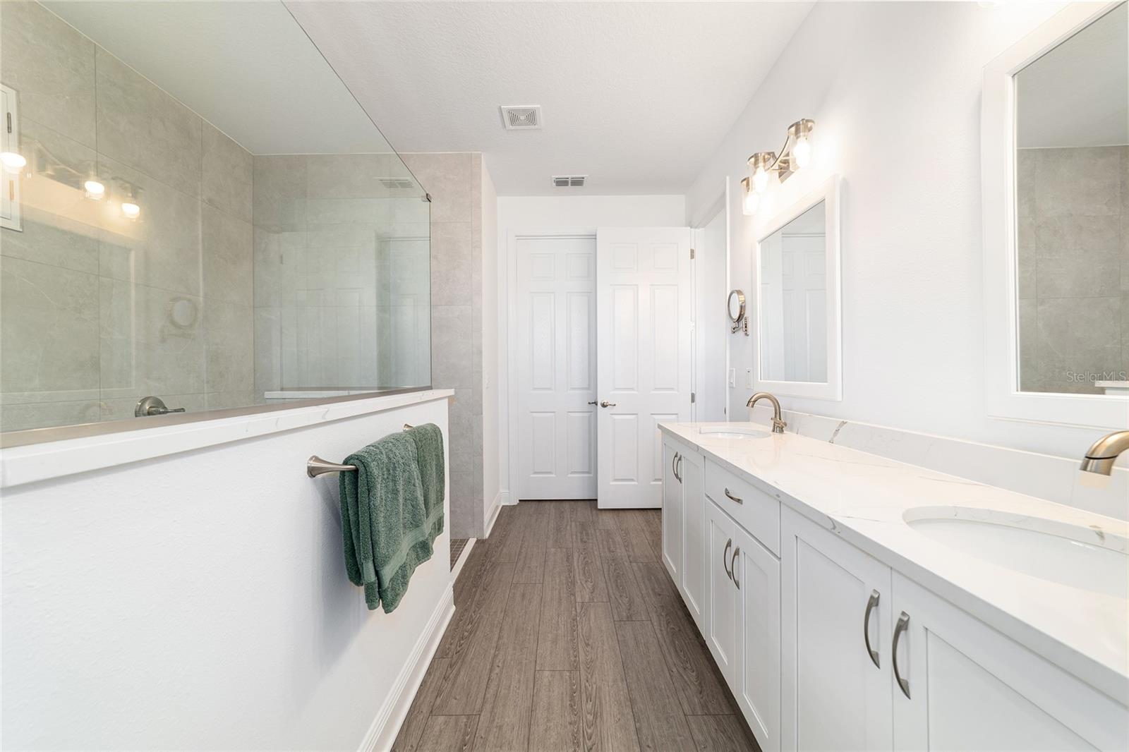 Image 40 of 78 For 8458 97th Circle