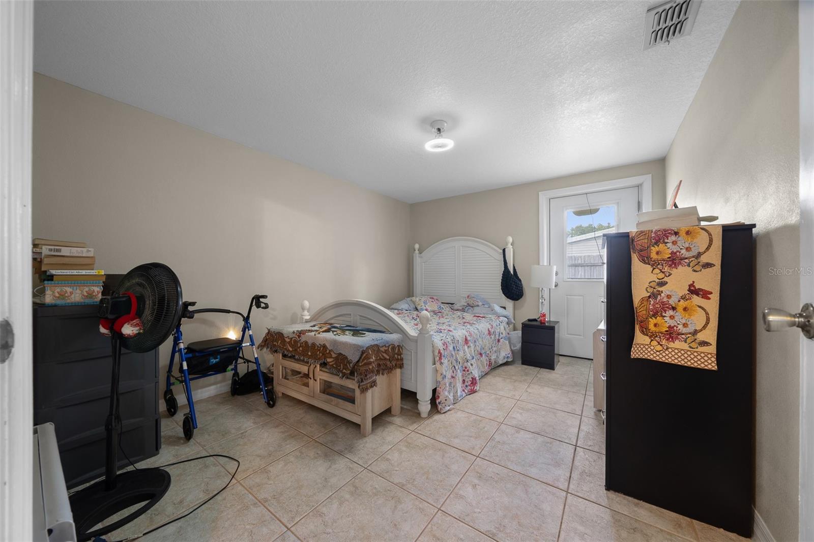 Image 14 of 37 For 115 Helen Drive