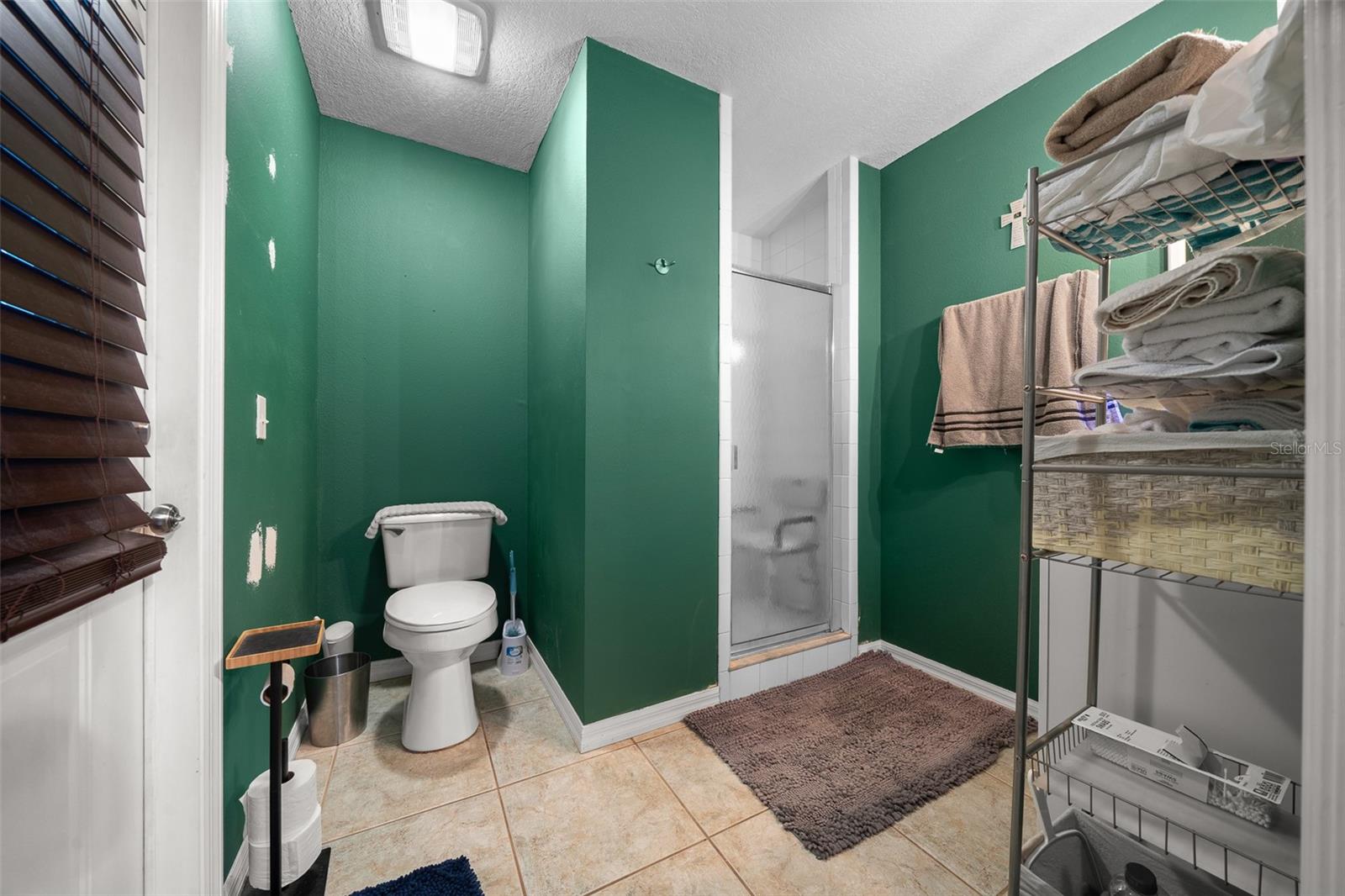 Image 16 of 37 For 115 Helen Drive