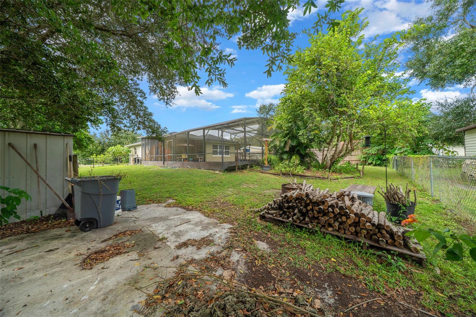 Image 21 of 37 For 115 Helen Drive