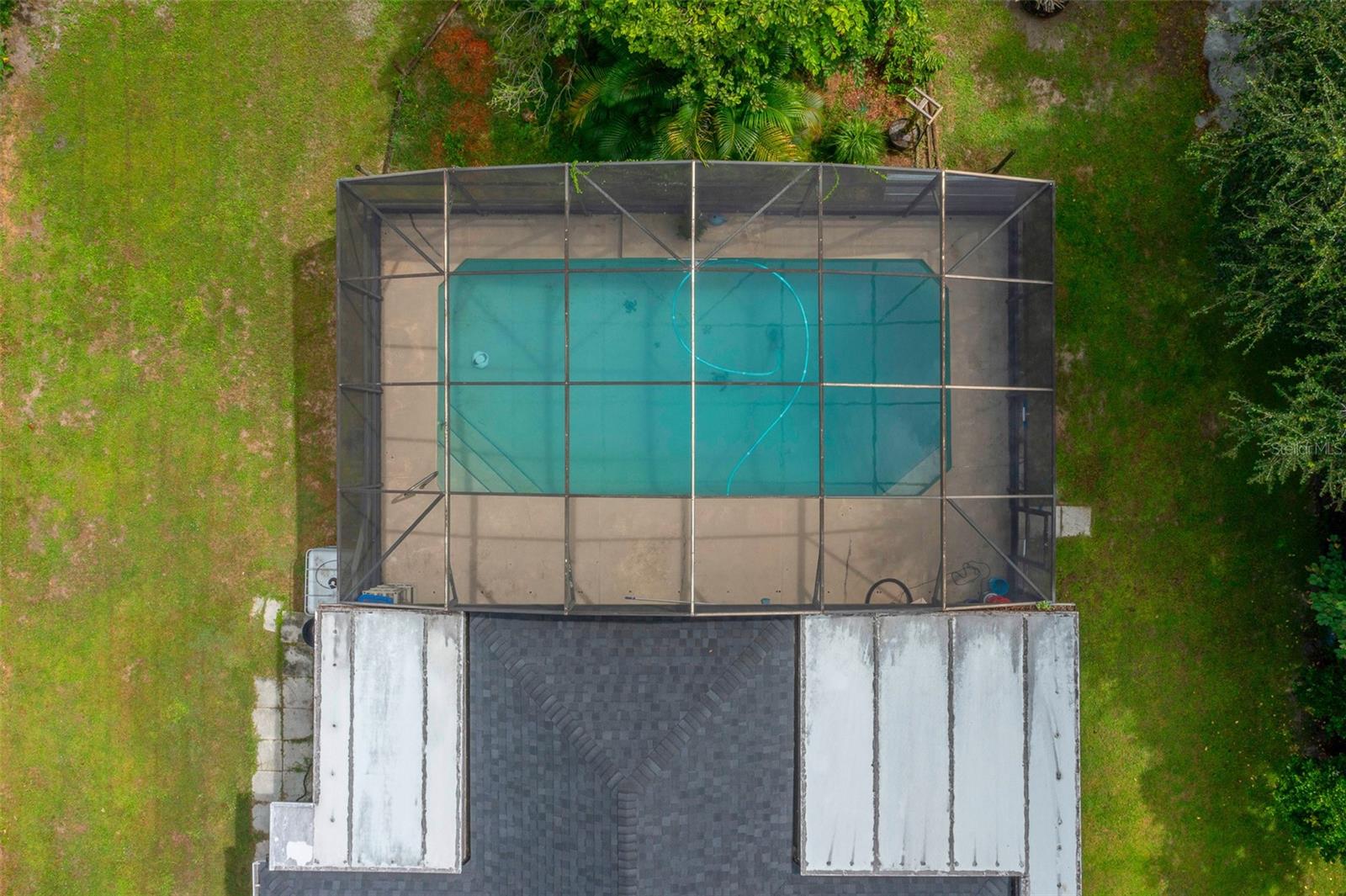 Image 34 of 37 For 115 Helen Drive