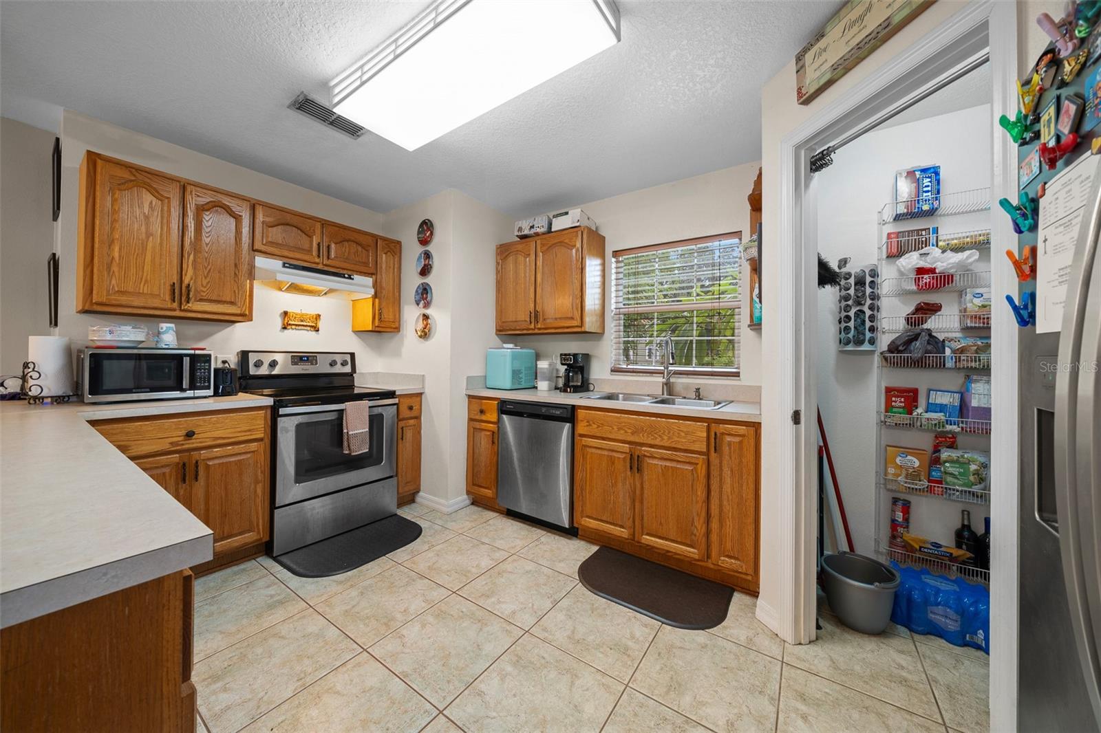 Image 7 of 37 For 115 Helen Drive