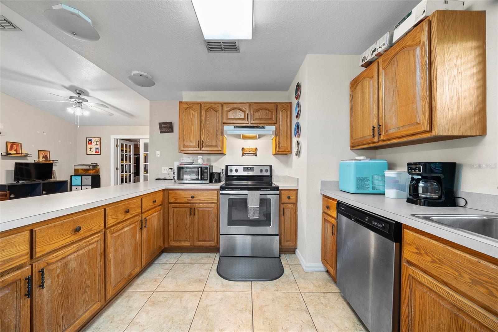 Image 8 of 37 For 115 Helen Drive